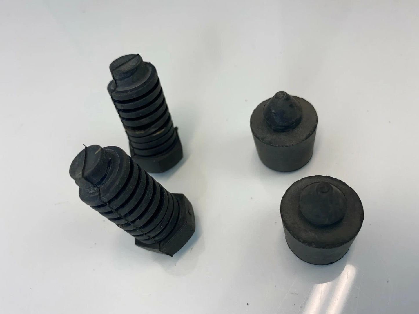 2003 2004 2005 2006 2007 CADILLAC CTS HOOD ADJUSTMENT RUBBER SET OF 4 OEM