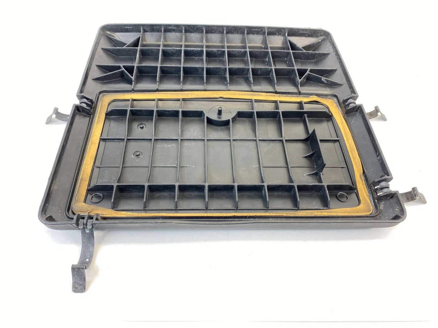 09-11 MARINER 08-12 ESCAPE 3.0L V6 ENGINE COVER AIR INTAKE LID TOP 9L84-9661-BD