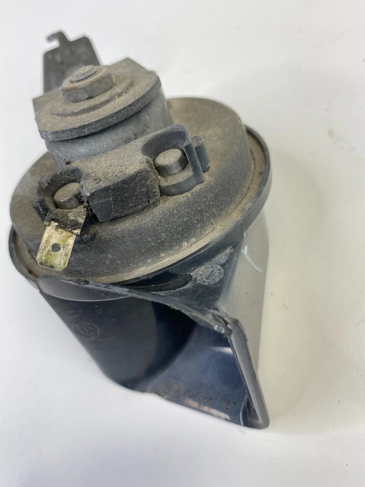 2005-2010 CHRYSLER 300 SEDAN 4-DR HORN HIGH TONE PITCH ALARM SIGNAL E970/3881157