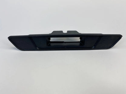 2003 2004 SAAB 9-3 REAR LICENSE PLATE LIGHT COVER DECK LID FINISH PANEL 12787319
