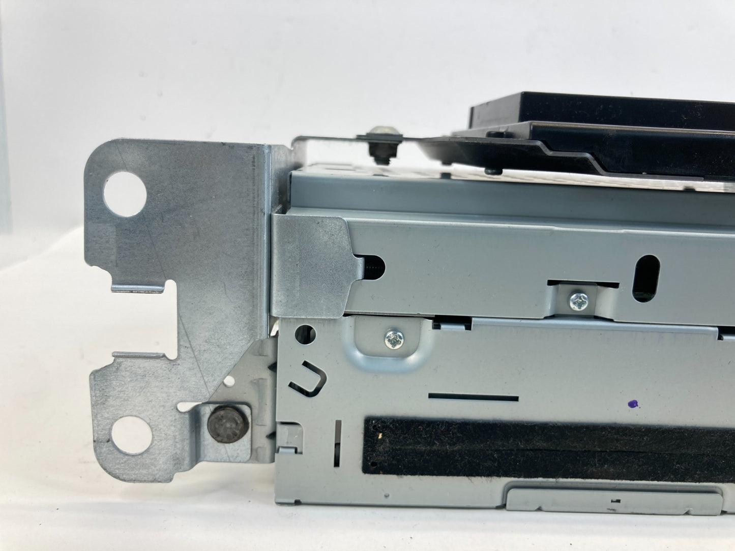 2009-2011 Jaguar XF Radio AM/FM Stereo 6 Disc CD Player Receiver 7G9N-18C815-TA