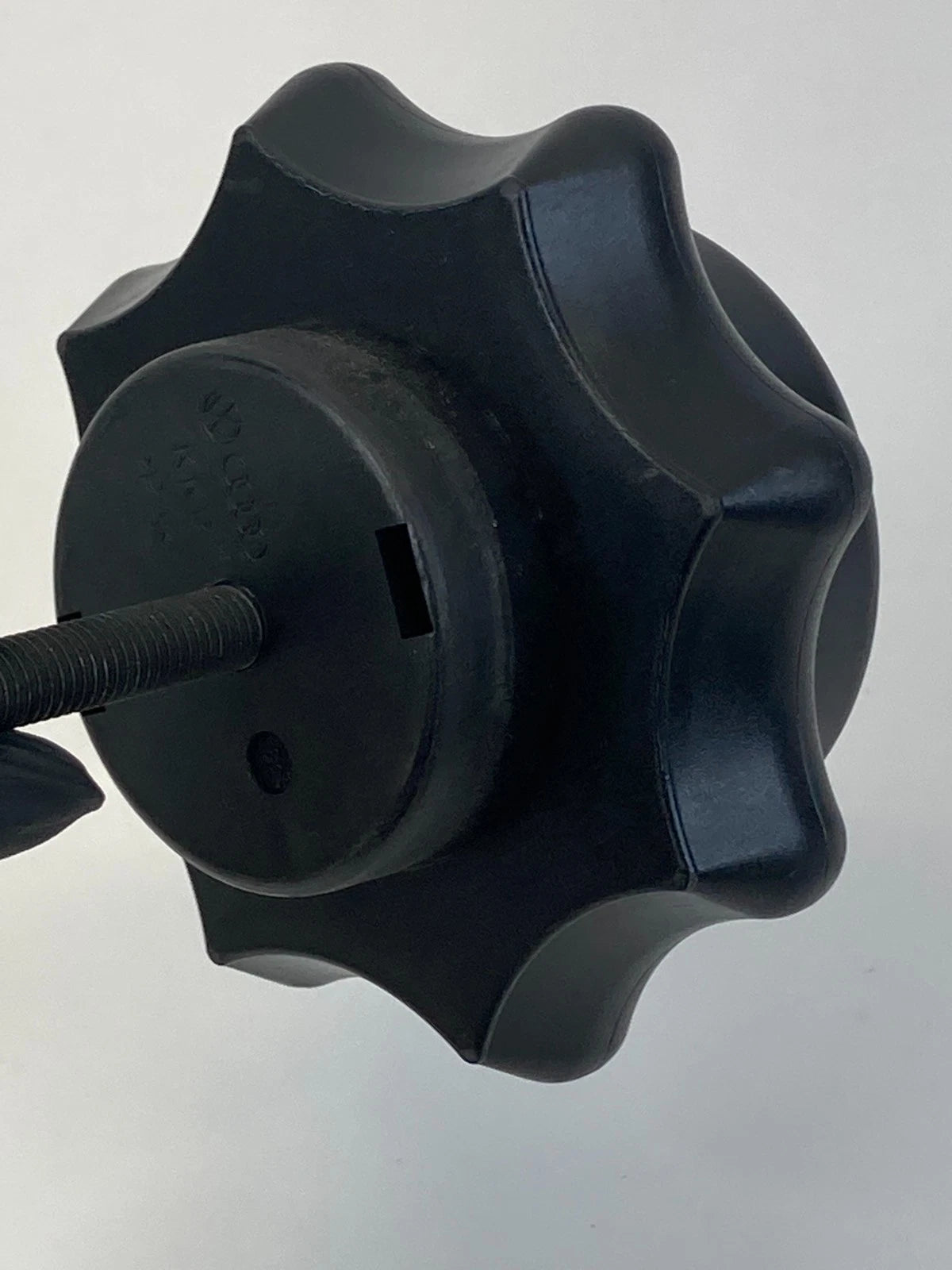 98-04 AUDI A6 QUATTRO SPARE TIRE HOLD DOWN HOUSING BOLT WING NUT 4B5803899 OEM