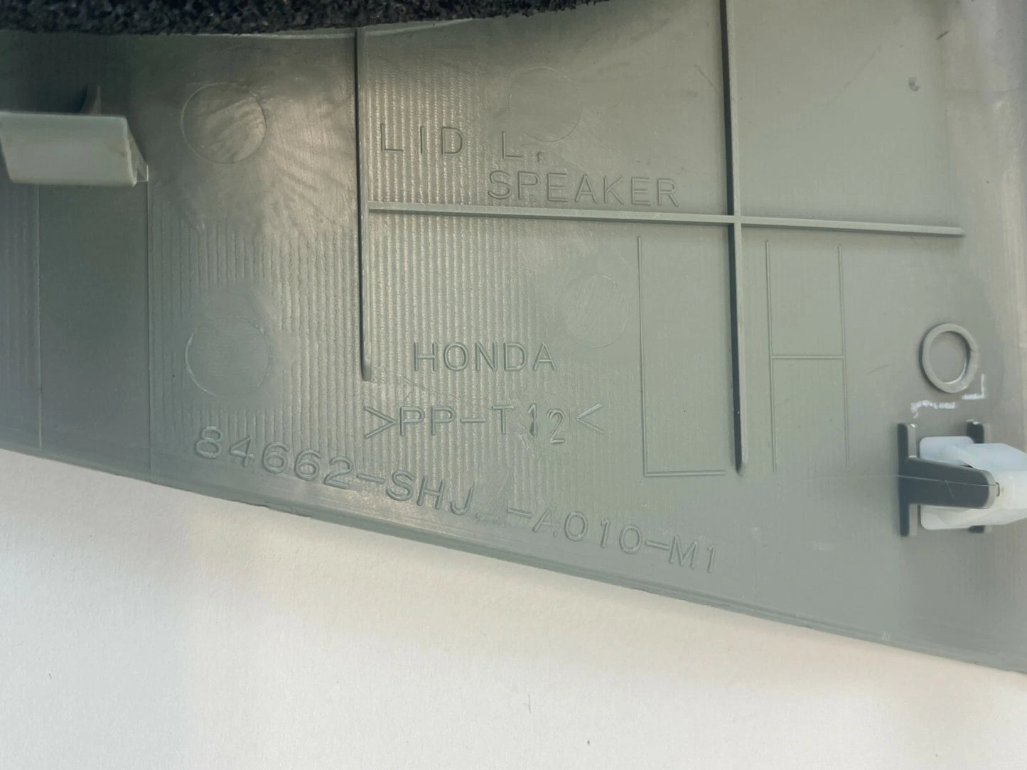 05-10 HONDA ODYSSEY REAR LEFT SIDE SPEAKER GRILLE COVER TRIM 84662-SHJ-A010 OEM