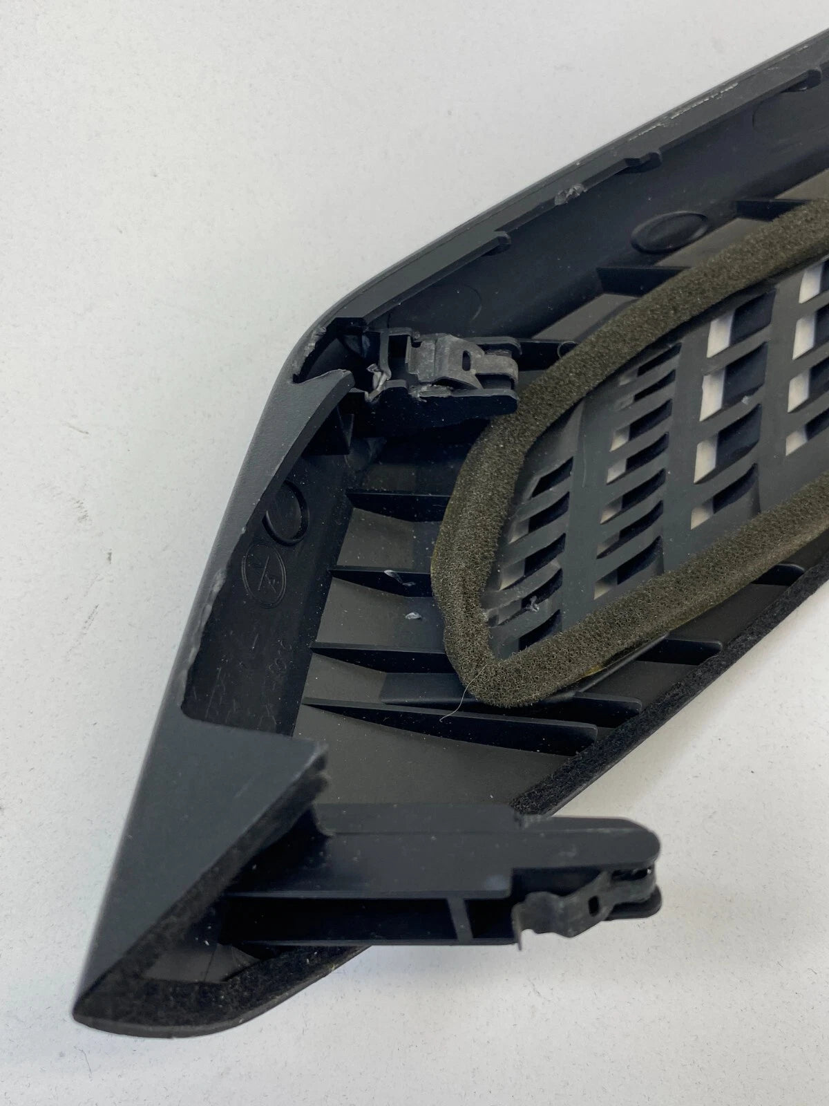 2007-2012 ACURA RDX FRONT LEFT SIDE DASH A/C HEATER DEFROST AIR VENT GRILLE OEM