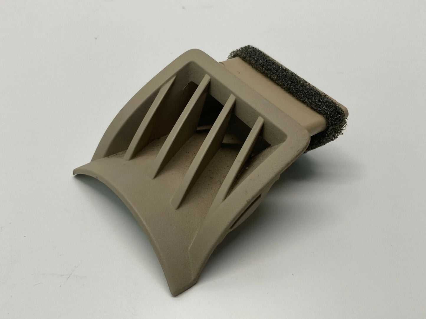 06-10 MOUNTAINEER EXPLORER RIGHT PASSENGER SIDE DASH AC AIR VENT DEFROSTER OEM