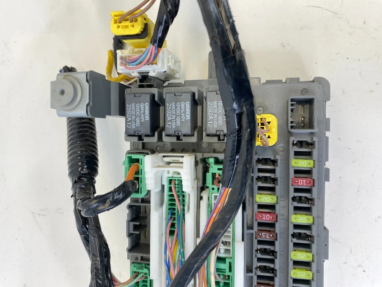 2011-2013 HONDA ODYSSEY 3.5L INTERIOR CABIN RIGHT PASSENGER FUSE BOX TK8-A500