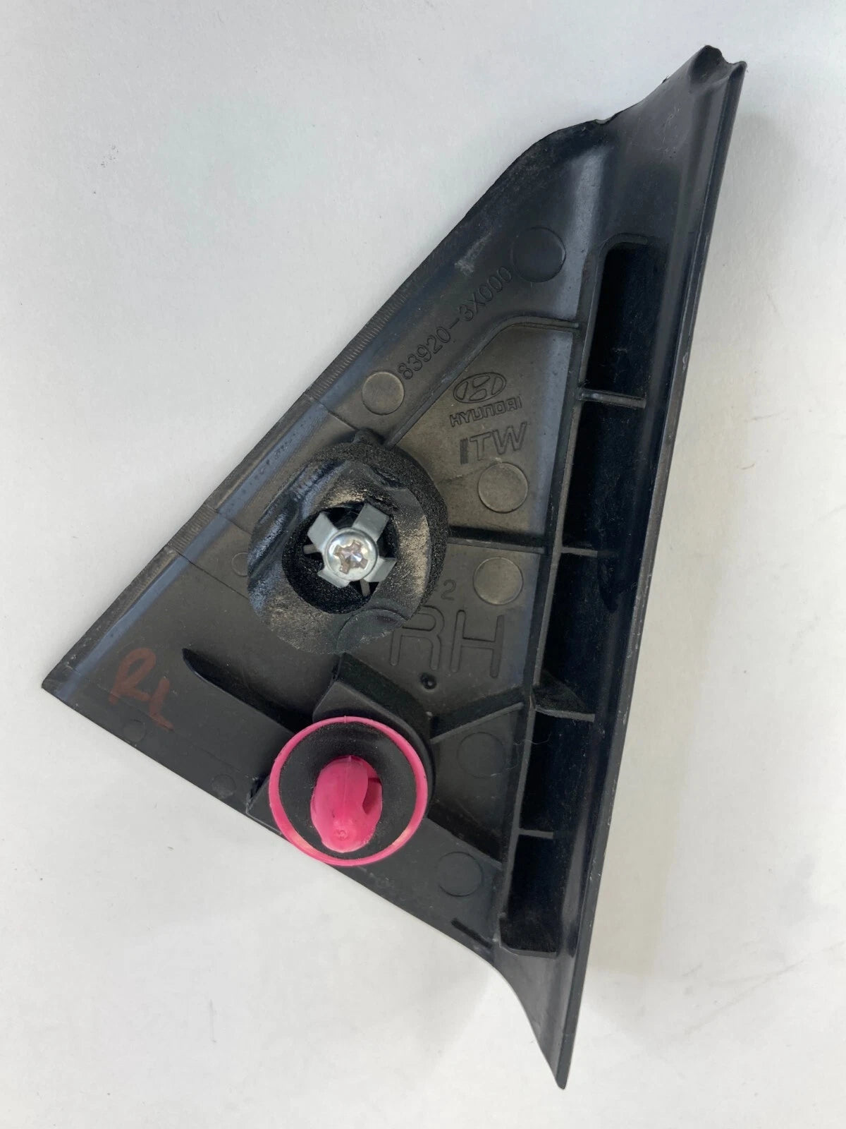 11-16 HYUNDAI ELANTRA REAR RIGHT SIDE DOOR INTERIOR FILLER MOLDING 83920-3X000