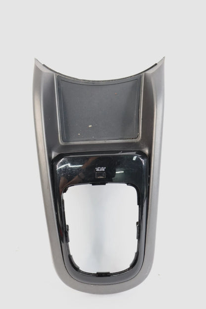 2012 2013 KIA SOUL CENTER CONSOLE SHIFT SHIFTER SURROUND BEZEL 84651-2KA01 OEM