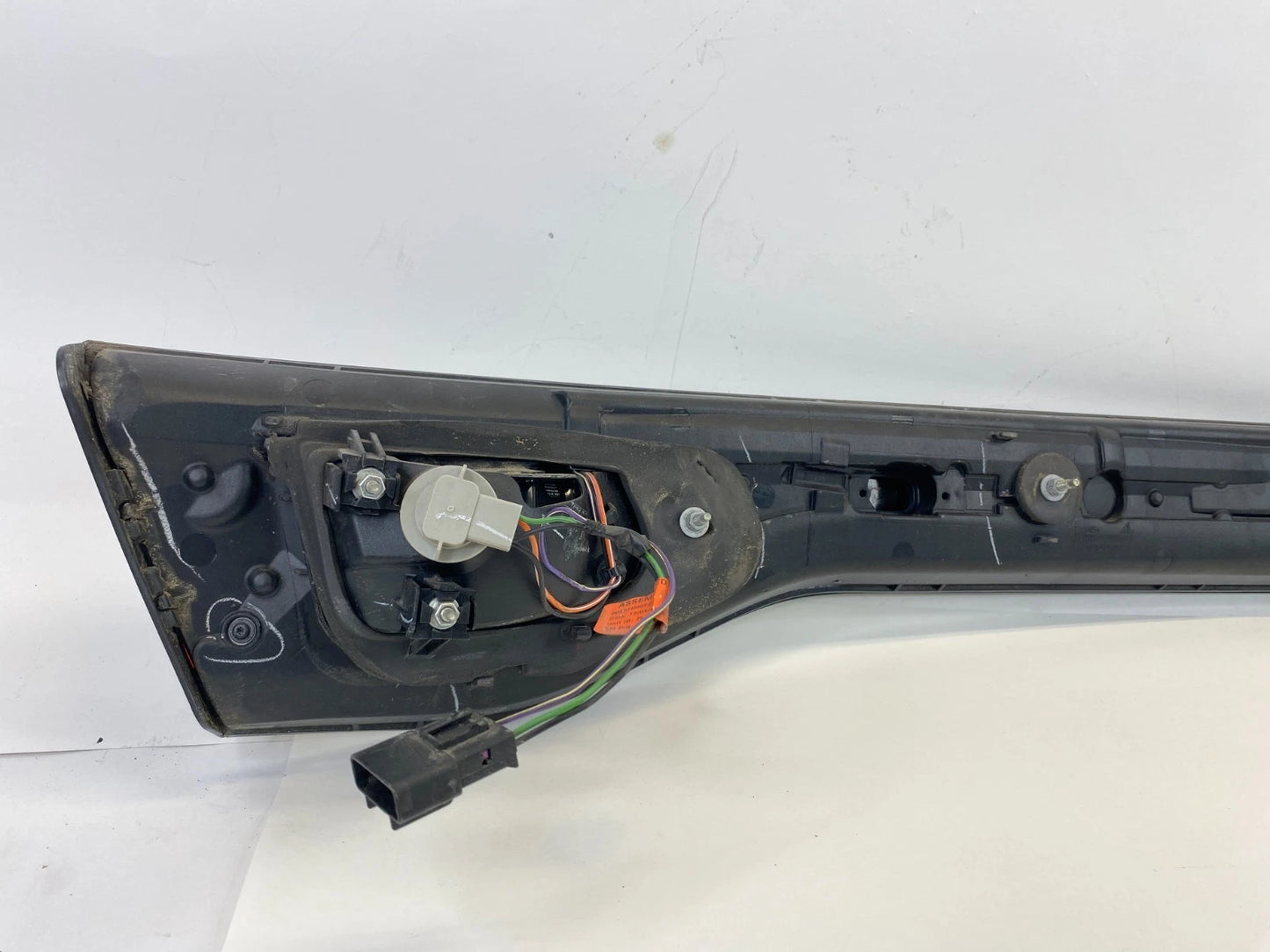 2013-2016 Dodge Dart Rear Center Trunk Led Tail Light Taillight Lamp 68164500AC