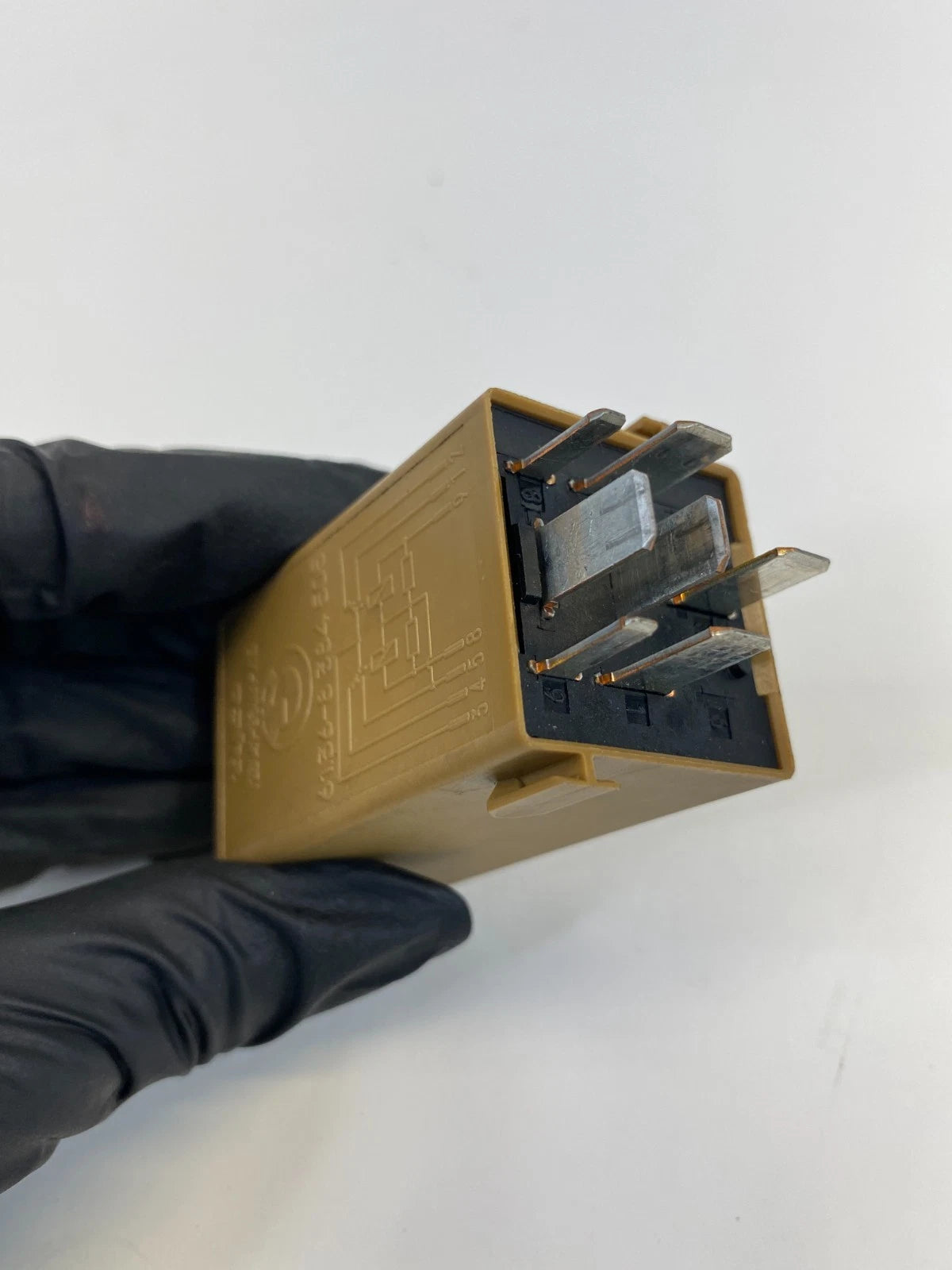 2001-2005 BMW 325I WINDSHIELD WIPER MOTOR RELAY ASSY 6136-8-384-505