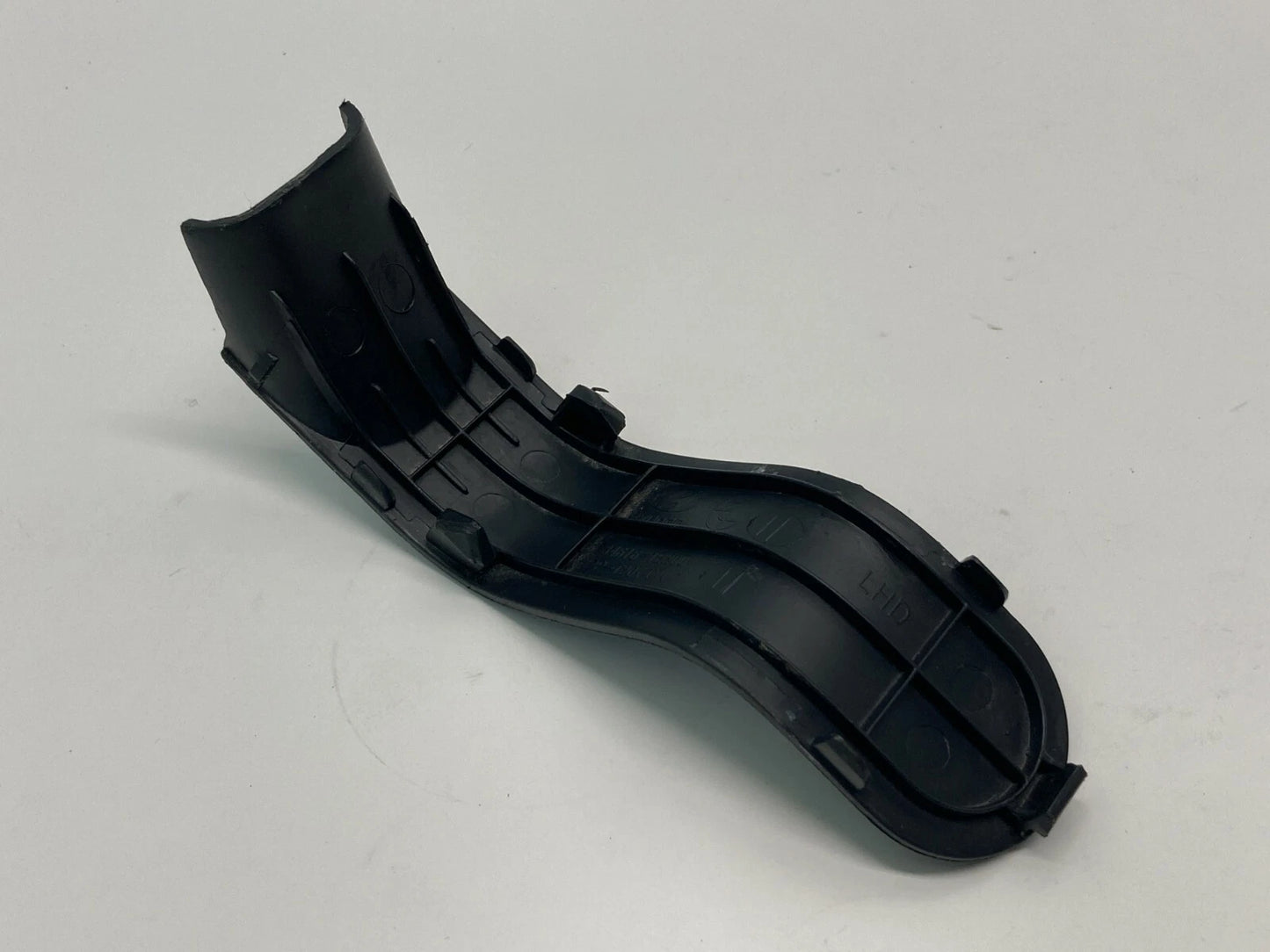 2007-2011 HYUNDAI ACCENT CENTER CONSOLE PARKING HAND BRAKE COVER 846161E200 OEM