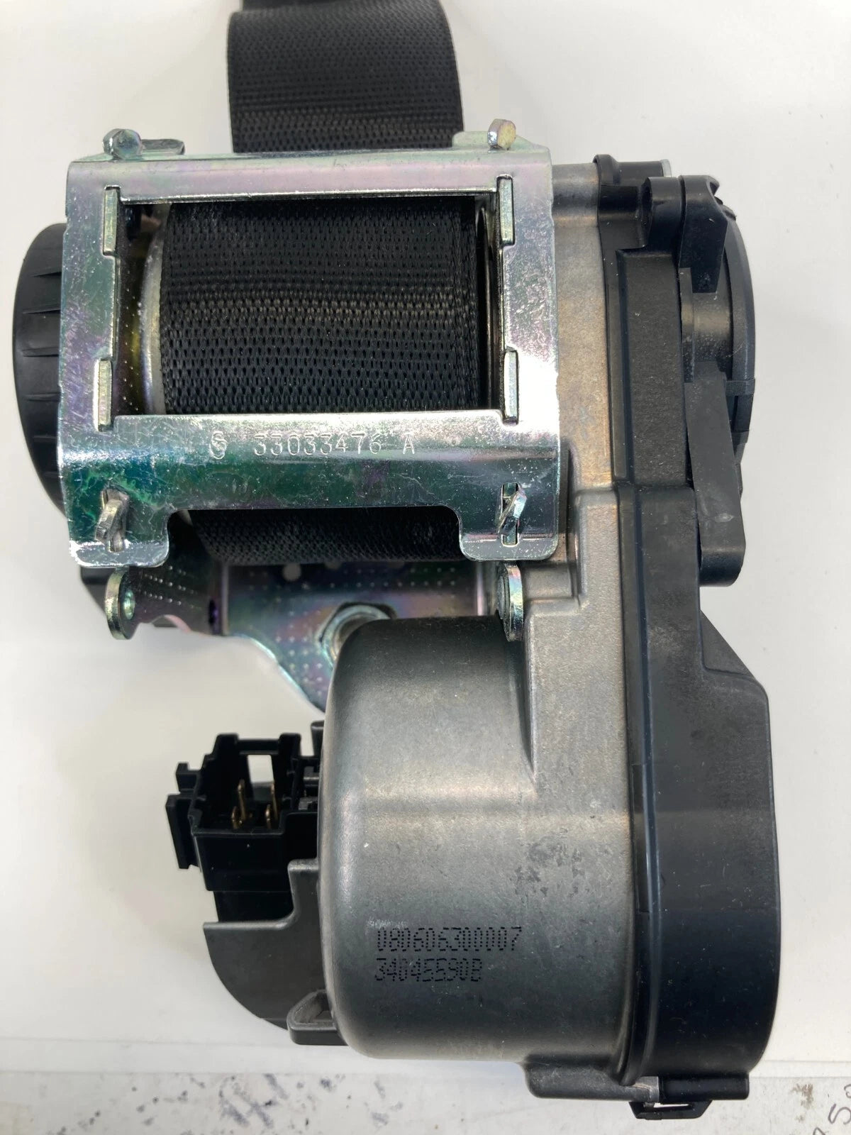 09-11 MERCEDES-BENZ ML350 FRONT RIGHT PASSENGER SEAT BELT ACTUATOR 33028136 OEM