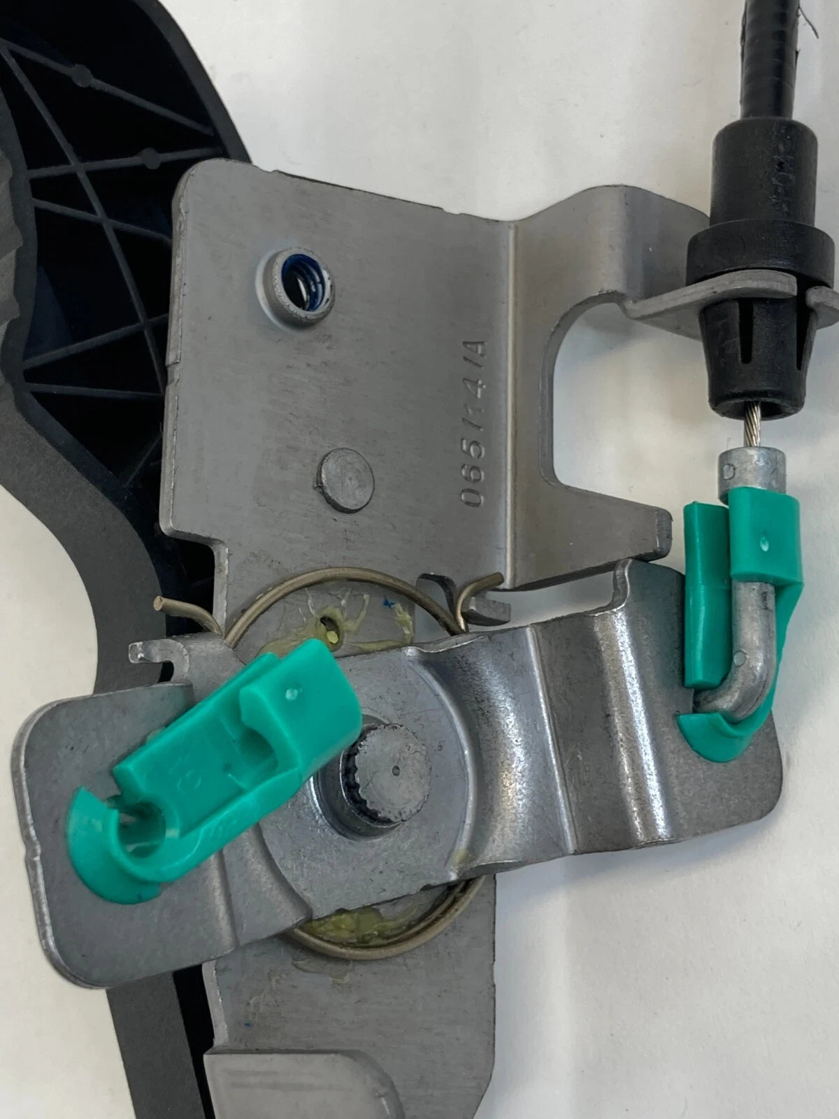 2014-2023 FORD TRANSIT CONNECT REAR LEFT DOOR INNER INTERIOR RELEASE HANDLE ASSY