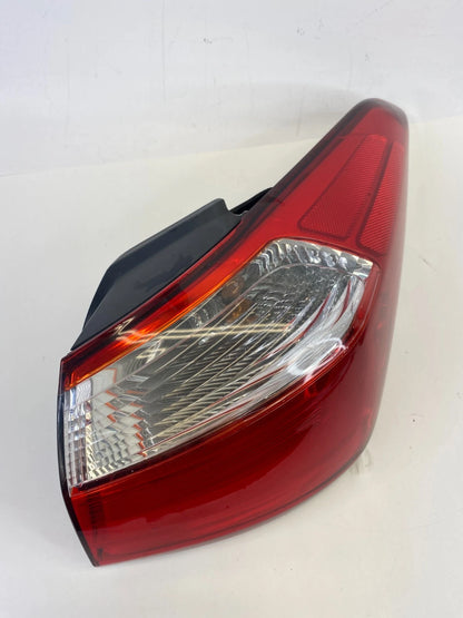 2014-2016 Kia Forte SEDAN Rear Right Side Tail Lamp Light Outer Taillight Lamp