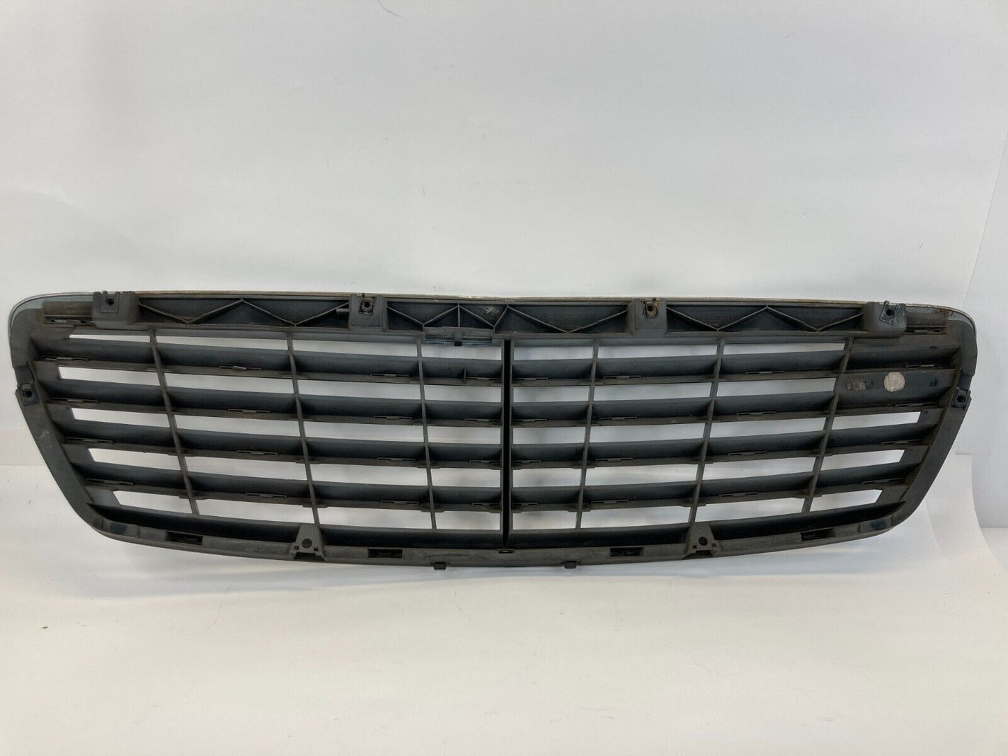 2003-2006 Mercedes-Benz E500 Front Radiator Upper Grill Grille Chrome 2118800383