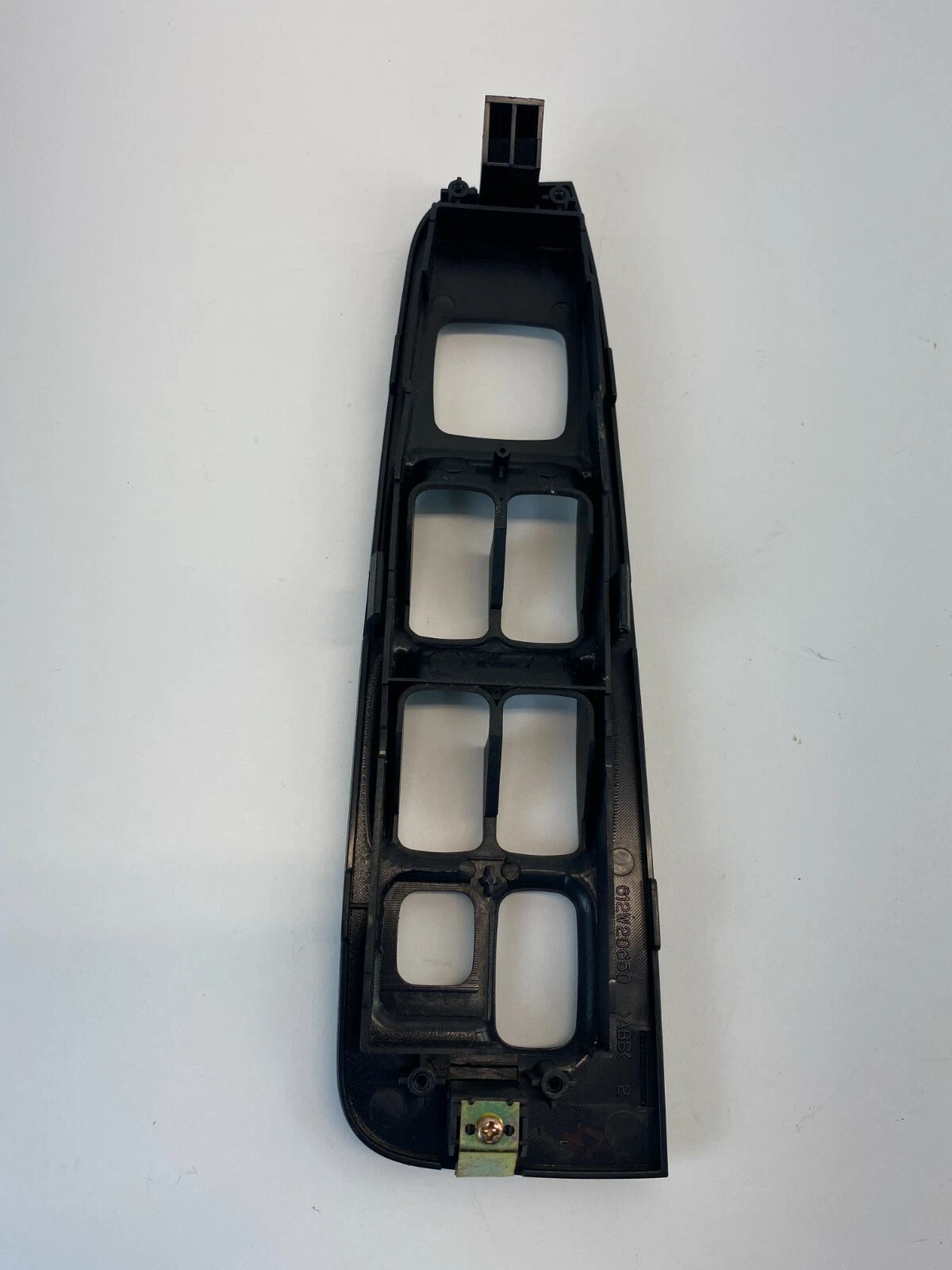 2004 2005 2006 KIA AMANTI SEDAN FRONT LEFT SIDE WINDOW SWITCH BEZEL TRIM COVER