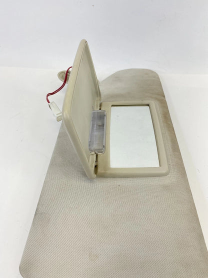 2007-2011 DODGE NITRO RIGHT PASSENGER SIDE SUN VISOR SHADE W/ ILLUMINATION OEM
