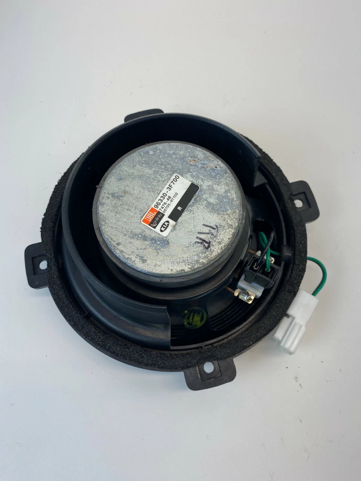 04-09 KIA AMANTI REAR RIGHT SIDE DOOR SOUND SYSTEM AUDIO SPEAKER 96330-3F700 OEM