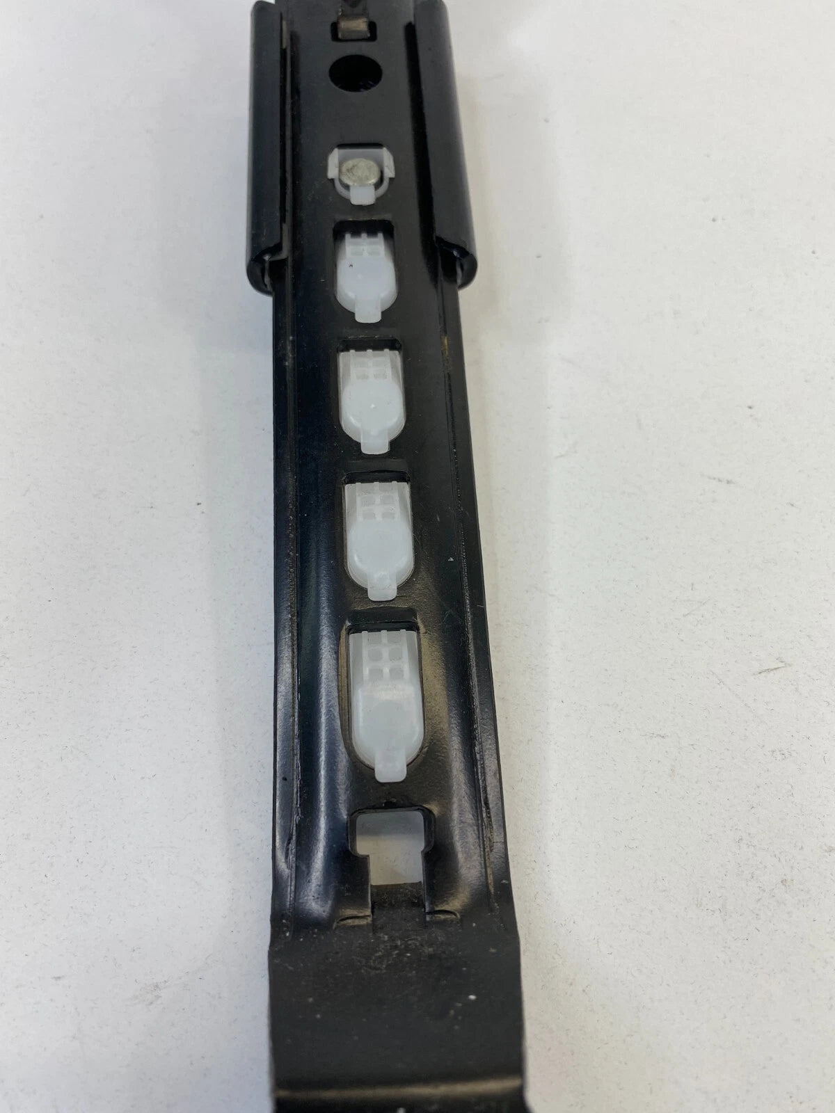 2005-2008 TOYOTA COROLLA FRONT LEFT DRIVER SEAT BELT HEIGHT ADJUSTER ASSY OEM