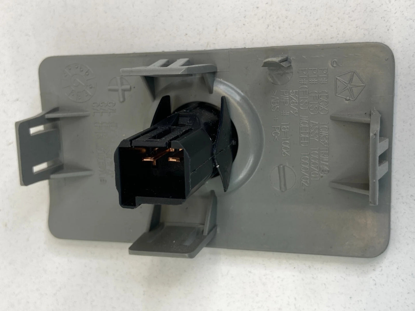 2001-2010 CHRYSLER SEBRING LX SEDAN TRUNK LID RELEASE OPENER SWITCH 1CM39TRMAB