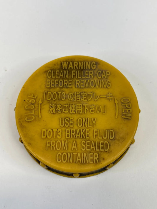 2005-2017 SUBARU OUTBACK BRAKE FLUID RESERVOIR BOTTLE CAP ENGINE BAY OEM FACTORY