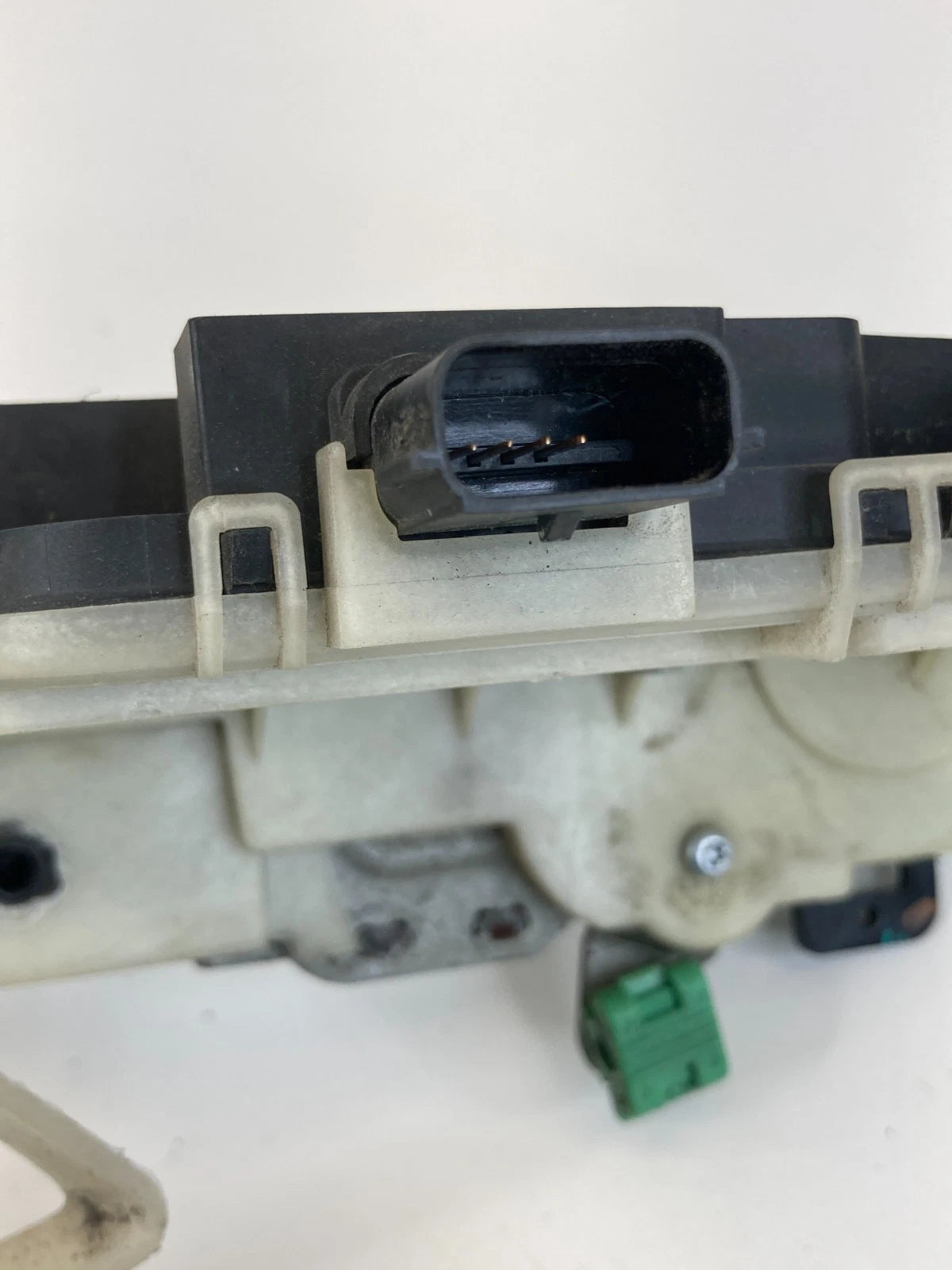 10-19 Ford Taurus 13-19 Police Interceptor Sedan Rear Right Door Lock Actuator