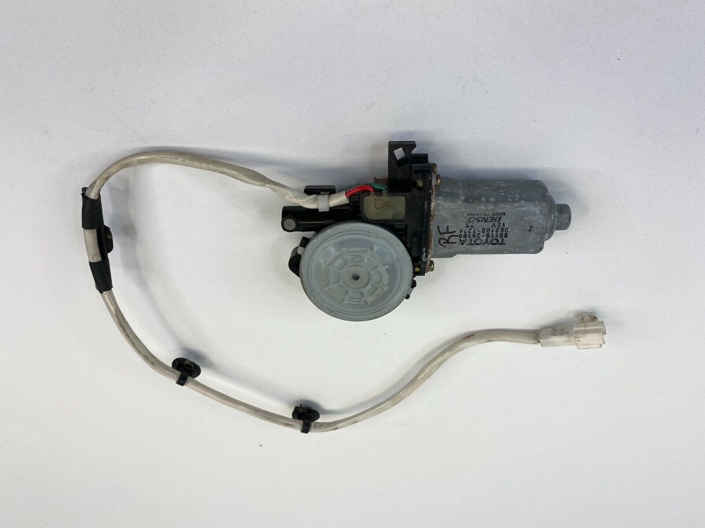 1996-1998 Toyota 4Runner Front Right Side Door Power Window Motor 85710-35100