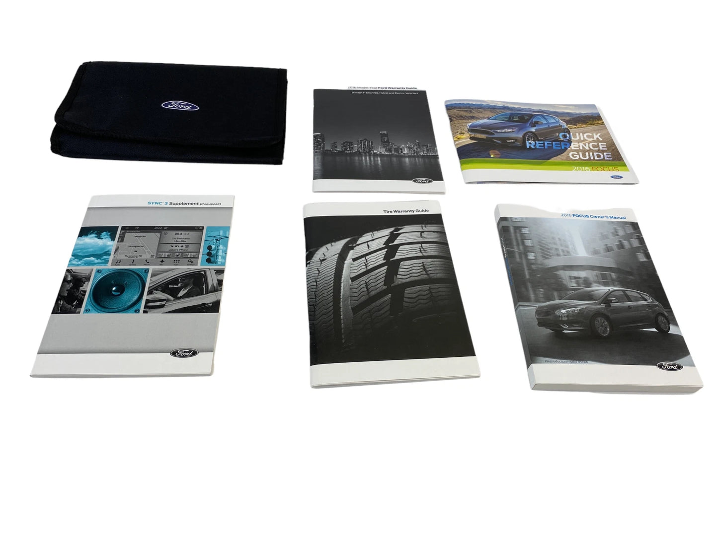 2016 FORD FOCUS OWNERS MANUAL REFERENCE GUIDE WARRANTY INFORMATION W/ CASE SET