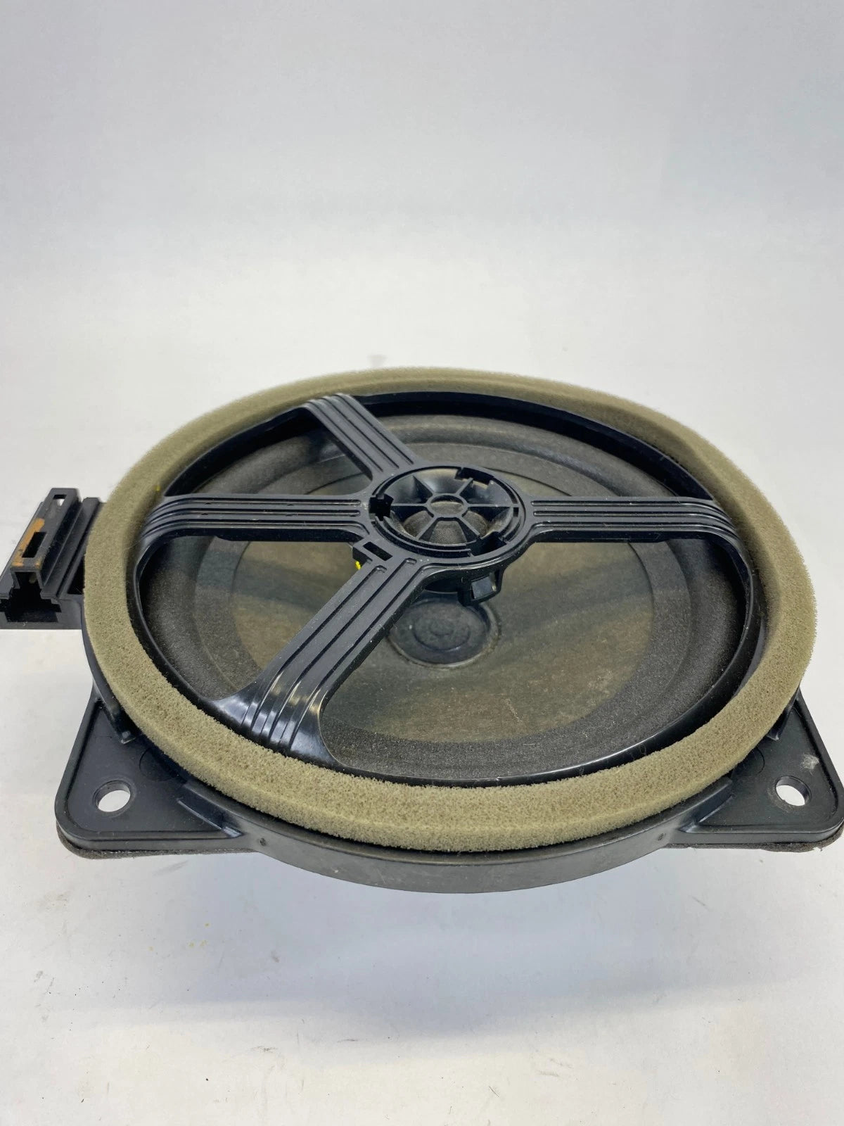 2011-2016 KIA OPTIMA REAR DOOR SPEAKER RIGHT OR LEFT INFINITY JBL 96340-3S200