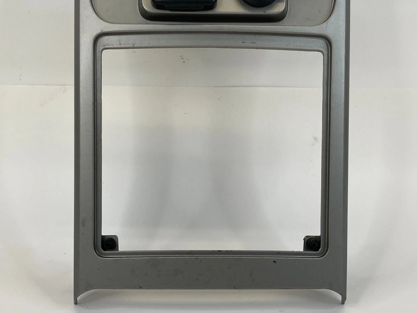 2009-2012 FORD FLEX REAR CENTER CONSOLE PANEL BEZEL TRIM POWER OUTLET OEM