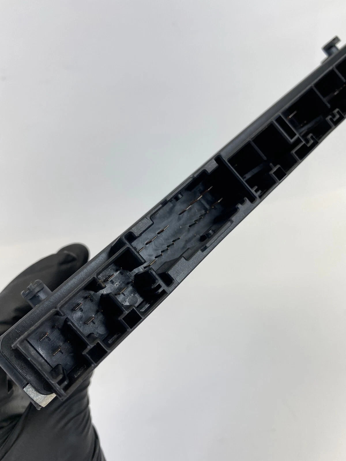 2004-2007 BMW 530I 3.0L FRONT RIGHT PASSENGER SEAT CONTROL MODULE 6135-6927316