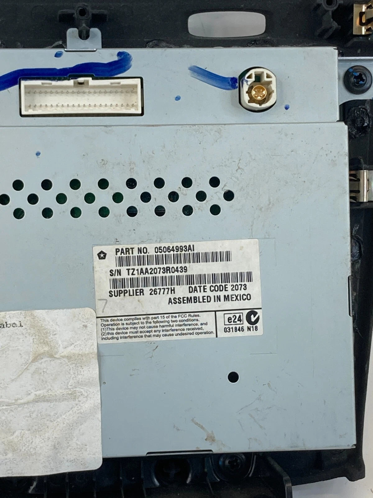 2011-2020 DODGE JOURNEY NAVIGATION TOUCH SCREEN DISPLAY MONITOR PANEL 05064993AI