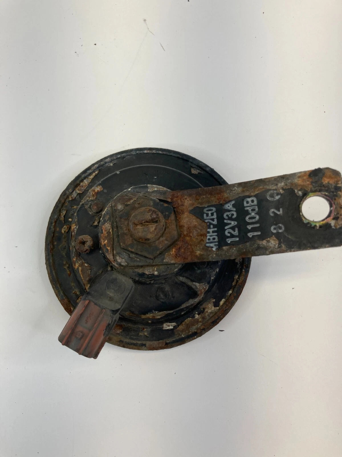 1998 1999 HONDA ACCORD SEDAN 4-DR HIGH NOTE HORN SIGNAL ALARM SIREN MBH-2E01-2