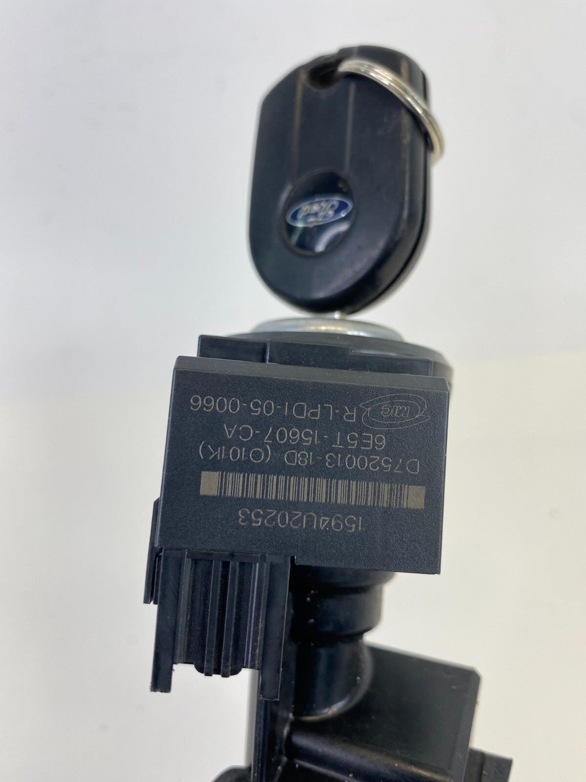 2012-2018 Ford Focus Ignition Switch Lock Cylinder W/ Key Assembly 6E5T-15607-CA