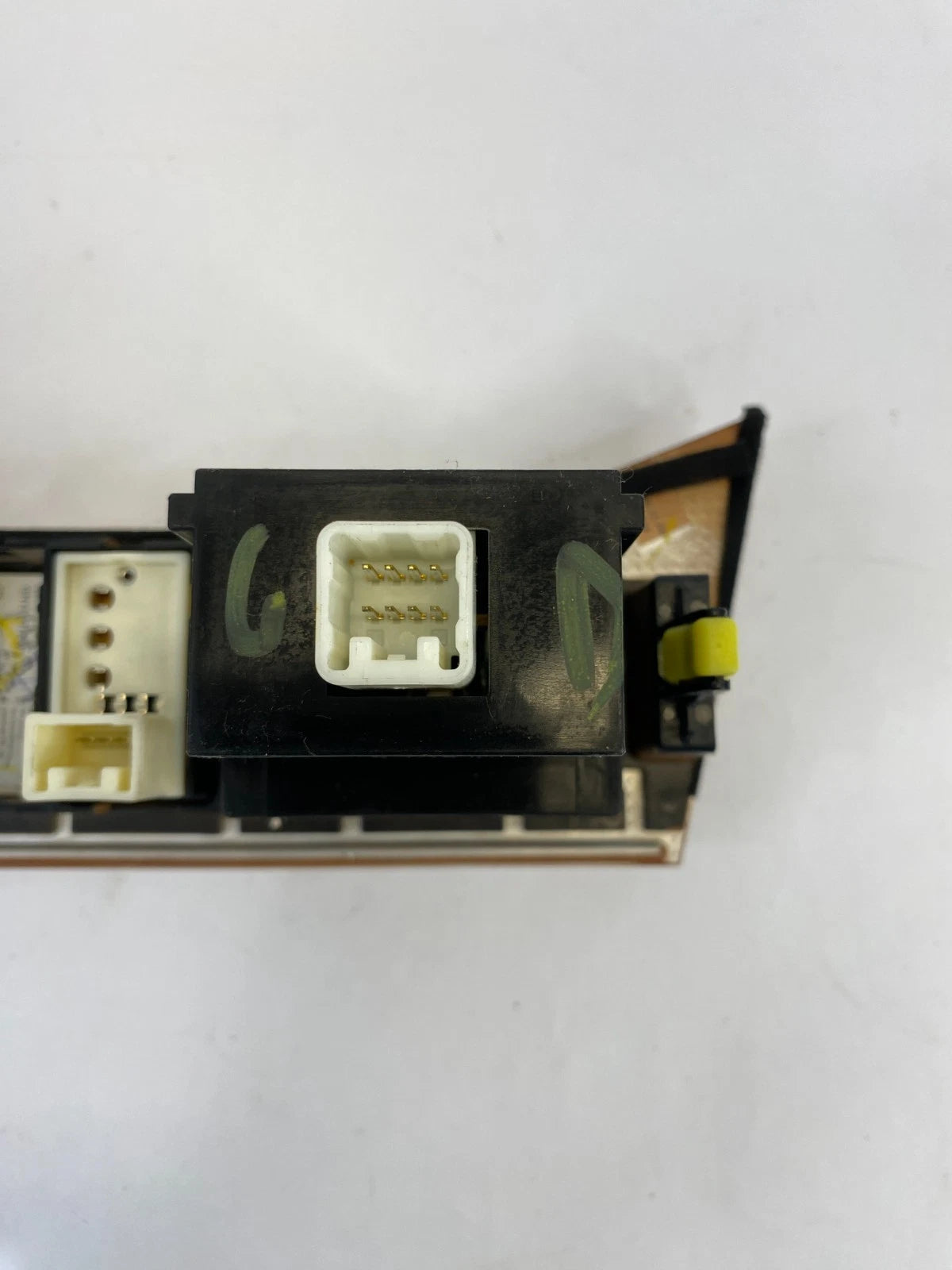 2007-2009 LEXUS RX350 04-06 RX330 DASH HEATED SEATS SWITCHES POWER OUTLET BEZEL