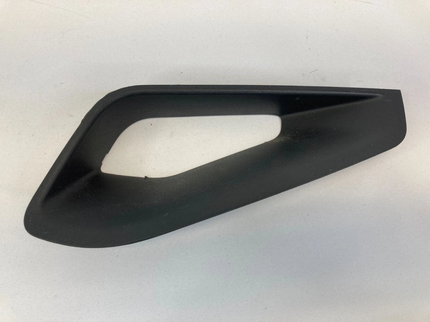 05-10 VW VOLKSWAGEN JETTA 06-09 GTI RABBIT CENTER CONSOLE LEFT TRIM COVER BEZEL