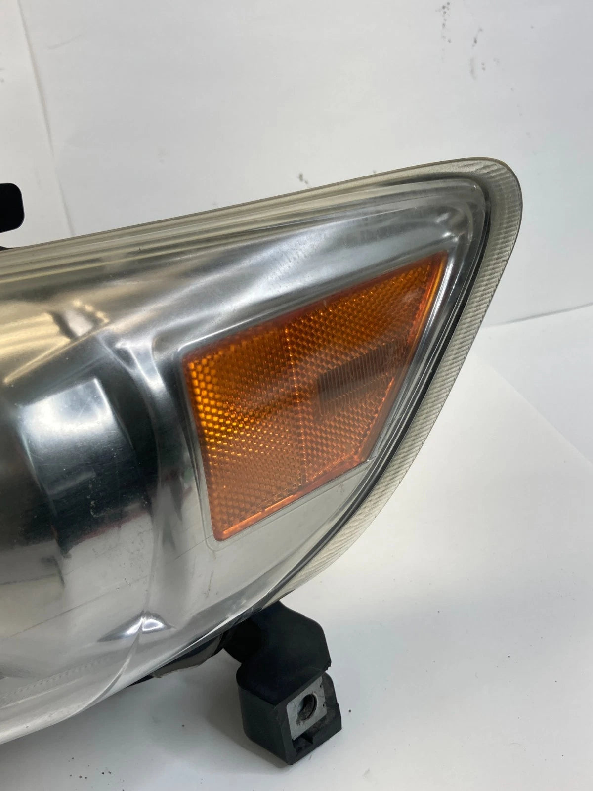 2008-2010 SCION XB FRONT LEFT DRIVER HEADLIGHT HEADLAMP HALOGEN ASSEMBLY OEM