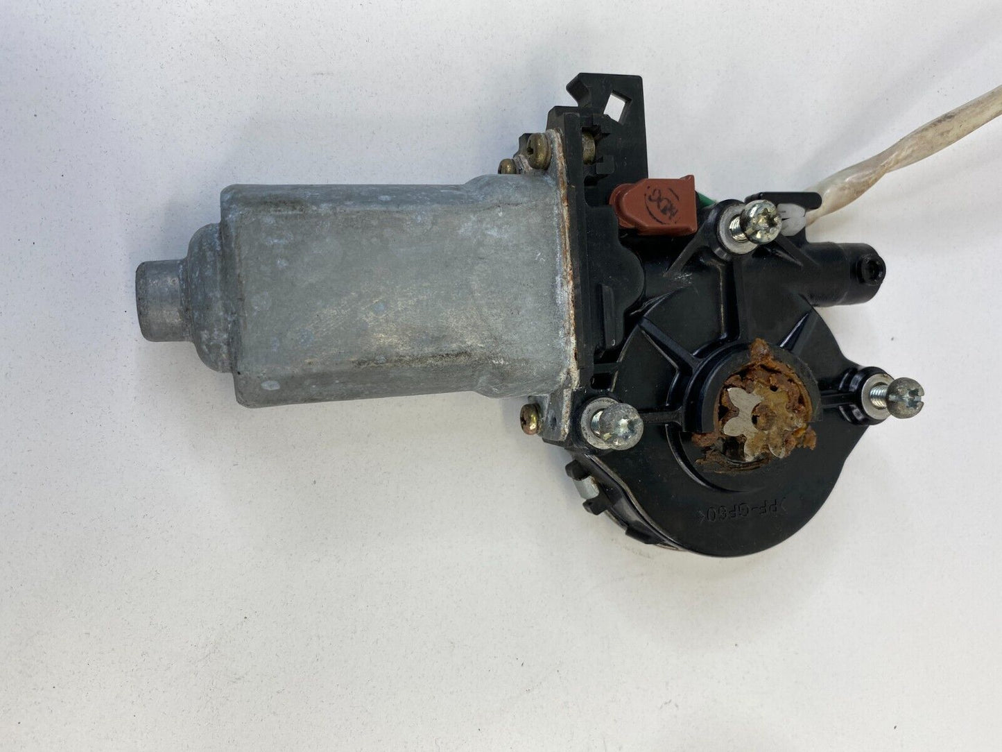 1996-1998 Toyota 4Runner Front Right Side Door Power Window Motor 85710-35100