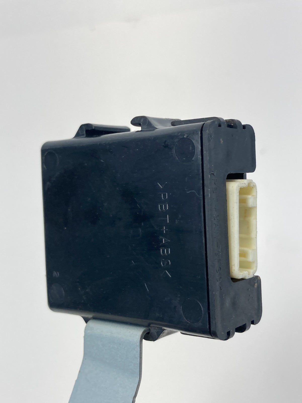 2004-2009 Toyota Prius Door Electric Oscillator Control Module Unit 89993-47011