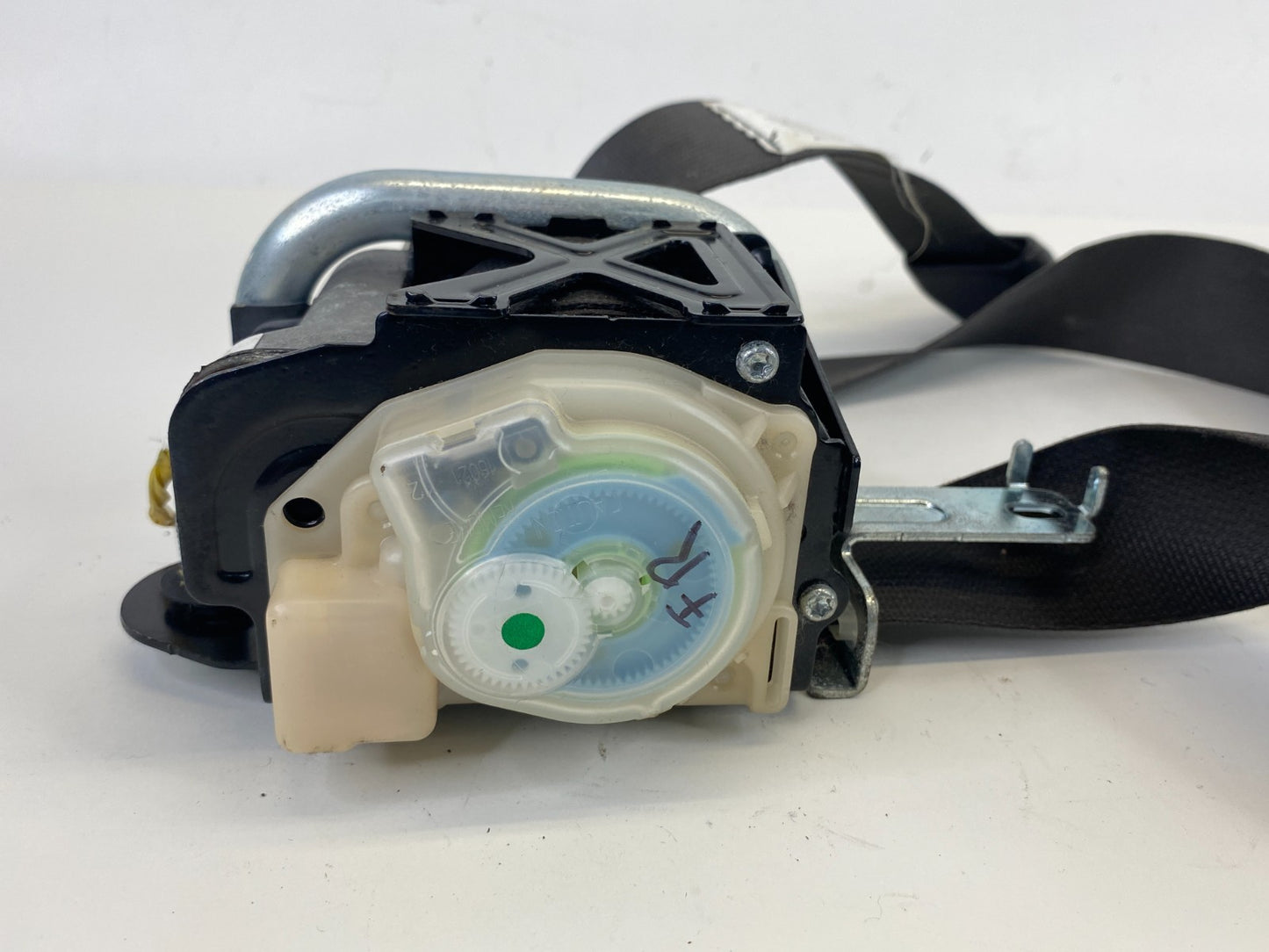 2009 2010 Hyundai Sonata Front Right Passenger Seat Belt Safety Retractor OEM