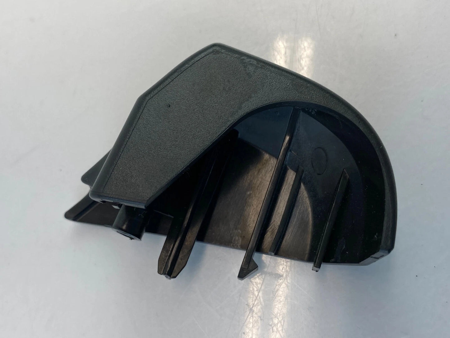 2005-2009 VOLVO S60 FRONT RIGHT SIDE CENTER CONSOLE COVER TRIM 30672120 OEM