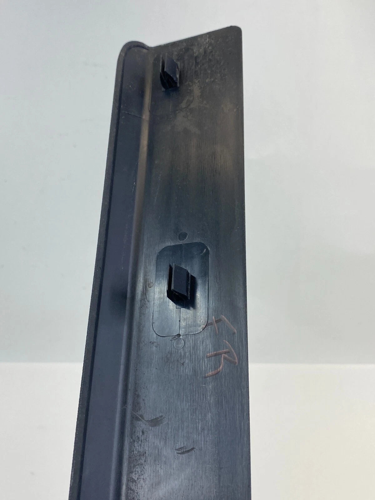 2001-2005 FORD EXPLORER SPORT TRAC FRONT RIGHT DOOR SILL STEP SCUFF PLATE TRIM