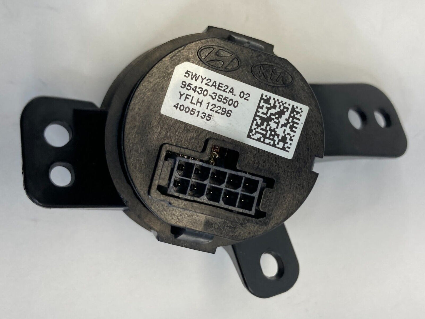 2012-2015 Hyundai Sonata Ignition Engine Start Stop Switch Button 95430-3S500