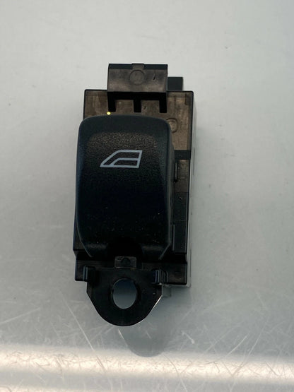 2011-2018 VOLVO S60 FRONT RIGHT PASSENGER SIDE WINDOW CONTROL SWITCH 31272012
