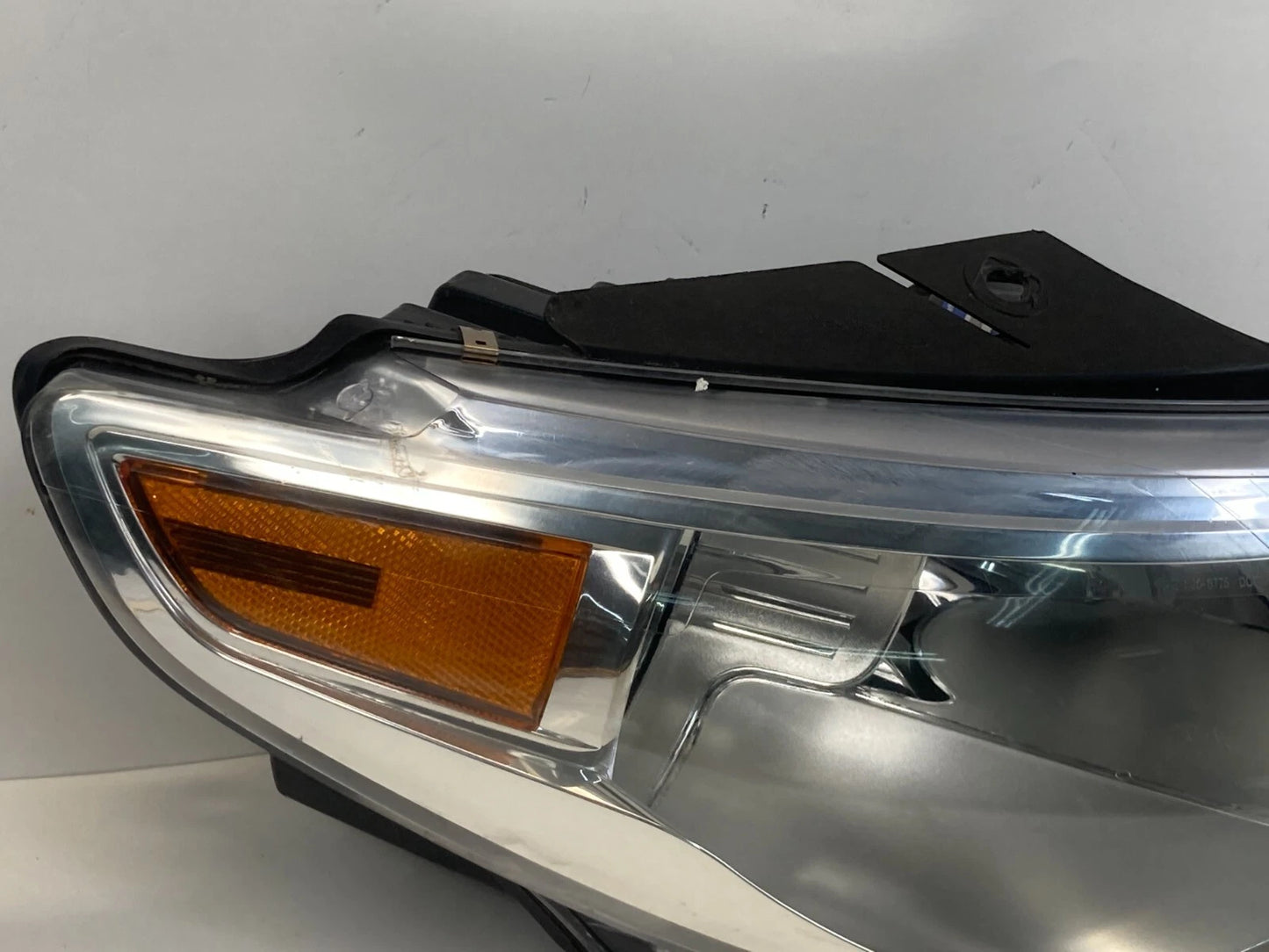 2009-2012 VOLKSWAGEN CC FR RIGHT PASSENGER HEADLIGHT HEADLAMP 20905300 AFTERMKT