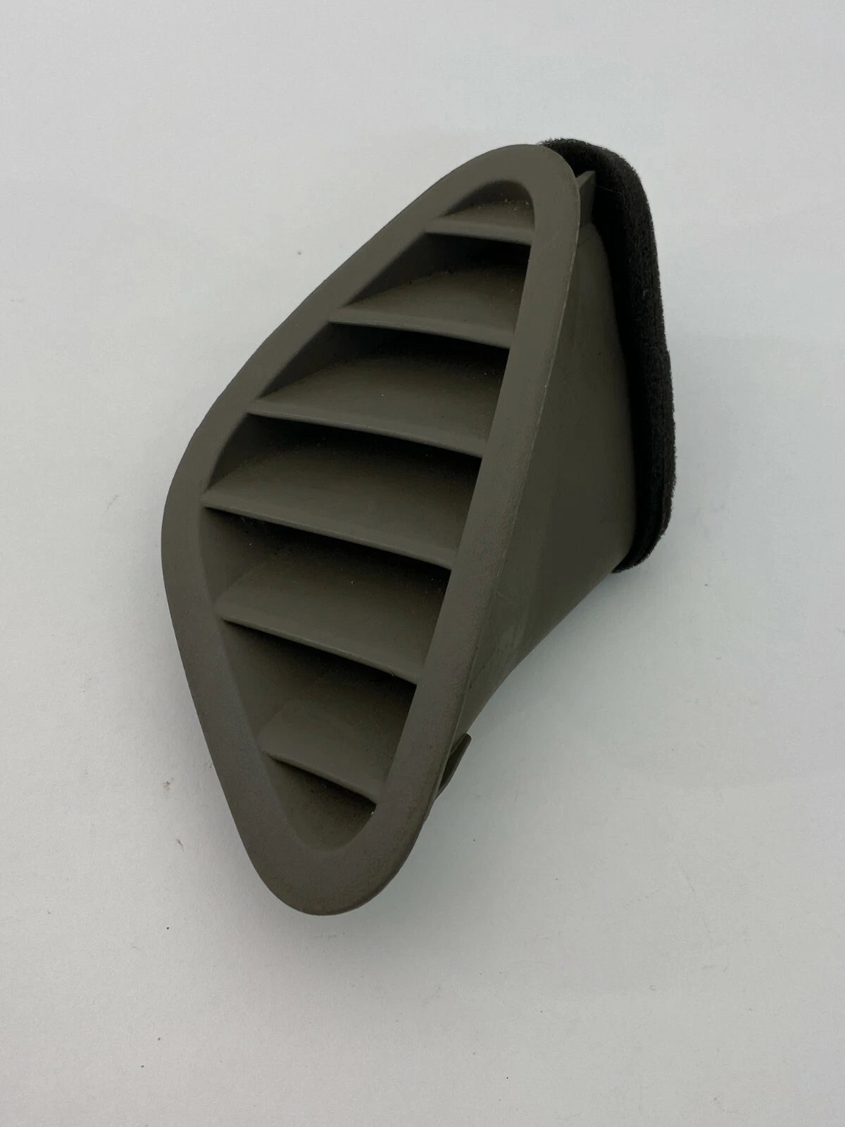 2006-2011 HYUNDAI AZERA UPPER DASH RIGHT AC DEFROST AIR VENT GRILLE 97393-3L000