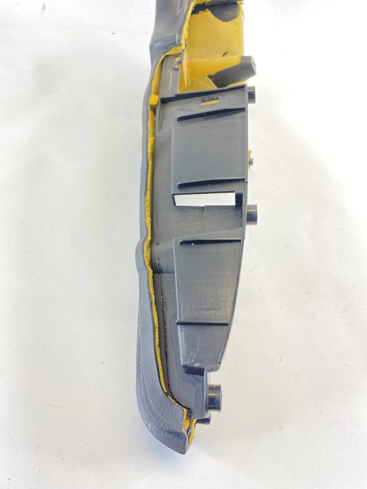 04-08 ACURA TL FRONT RIGHT SIDE INNER DOOR PANEL PULL HANDLE ARMREST BASE OEM