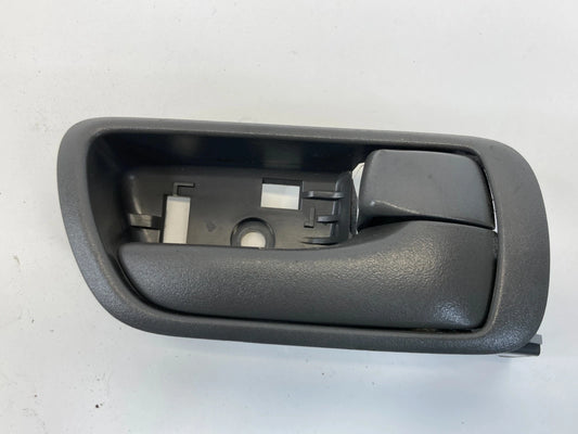 2002-2006 TOYOTA CAMRY FR PASSENGER RH INSIDE DOOR HANDLE OEM FACTORY 69273AA020