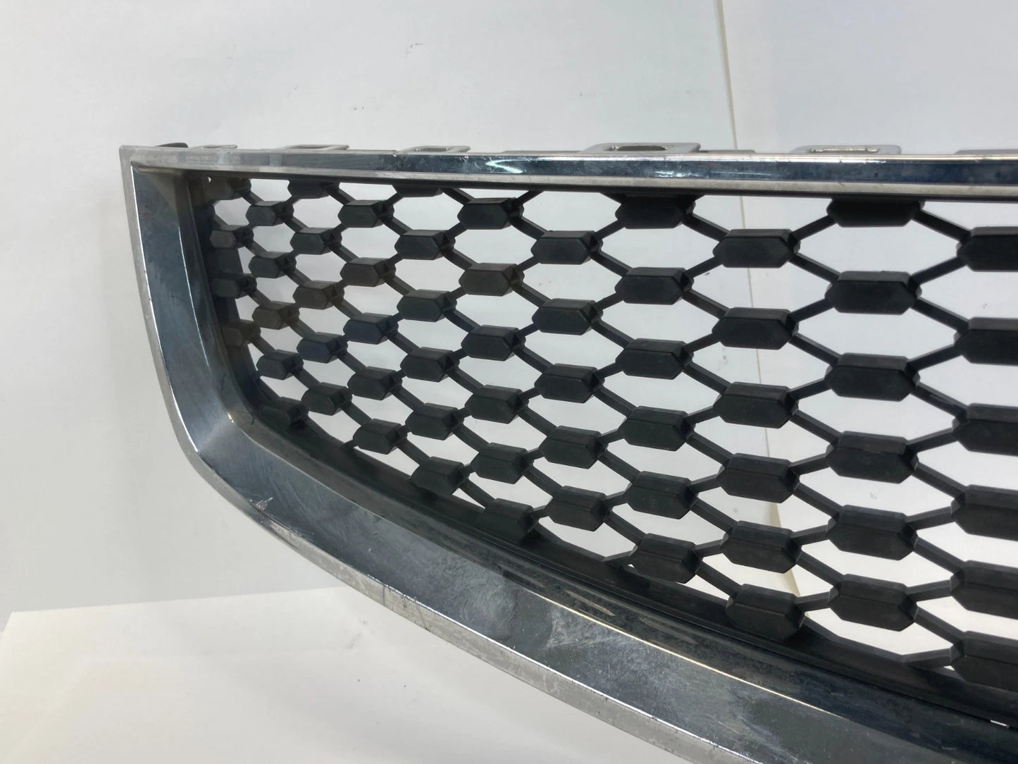 2010-2015 CHEVY EQUINOX FRONT BUMPER CENTER LOWER GRILL GRILLE CHROME AFTRMRKT