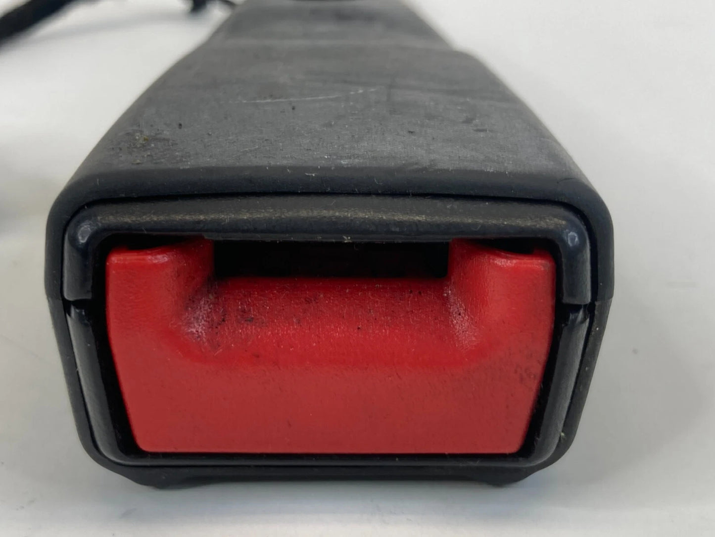 11-16 CHEVY CRUZE 2016 CRUZE LIMITED FRONT RIGHT PASSENGER SIDE SEAT BELT BUCKLE